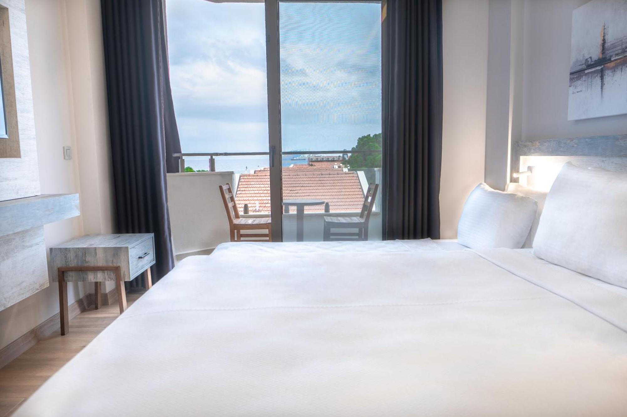 Feri Surf Club Hotel Datça Ngoại thất bức ảnh