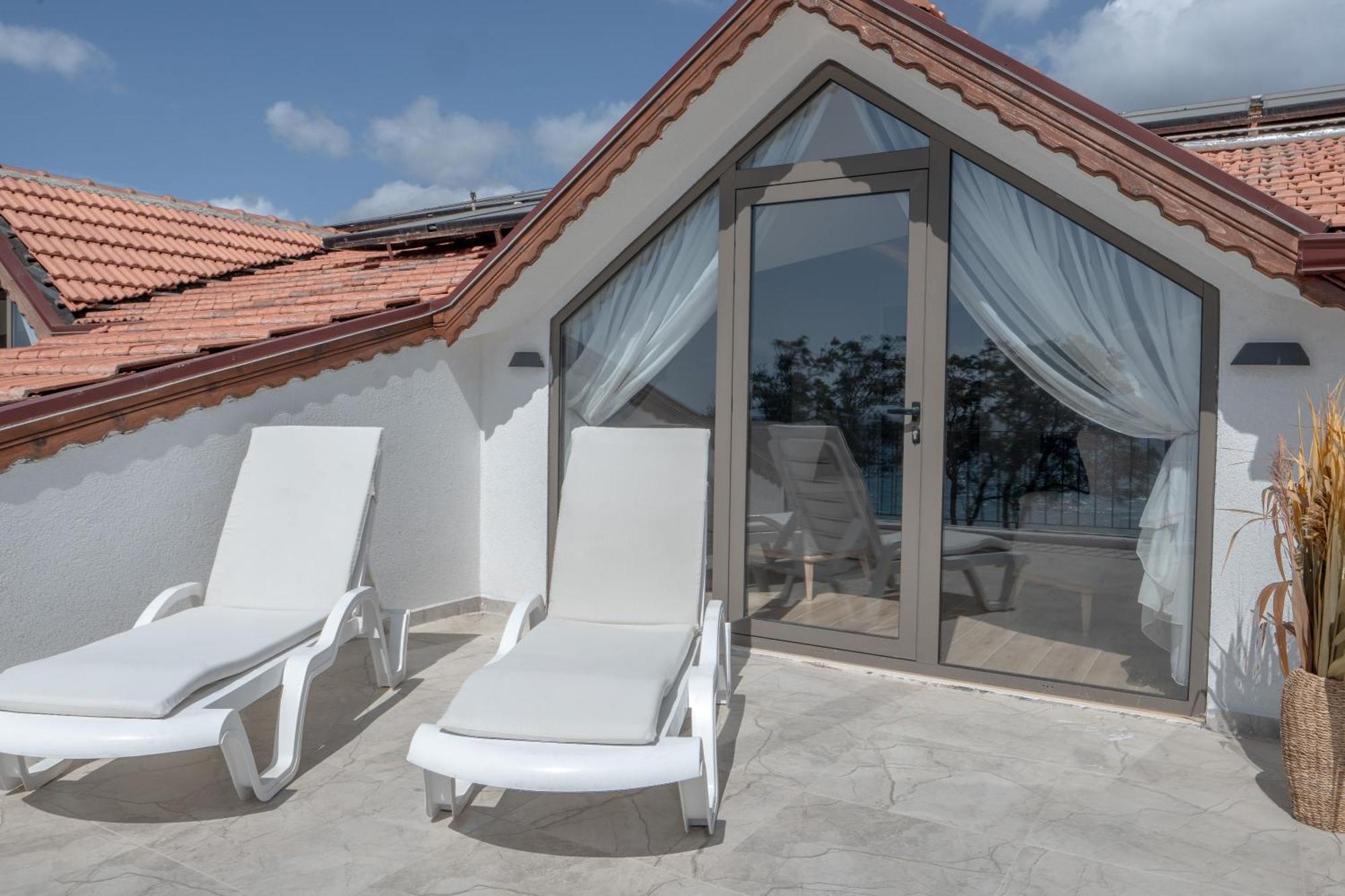 Feri Surf Club Hotel Datça Ngoại thất bức ảnh