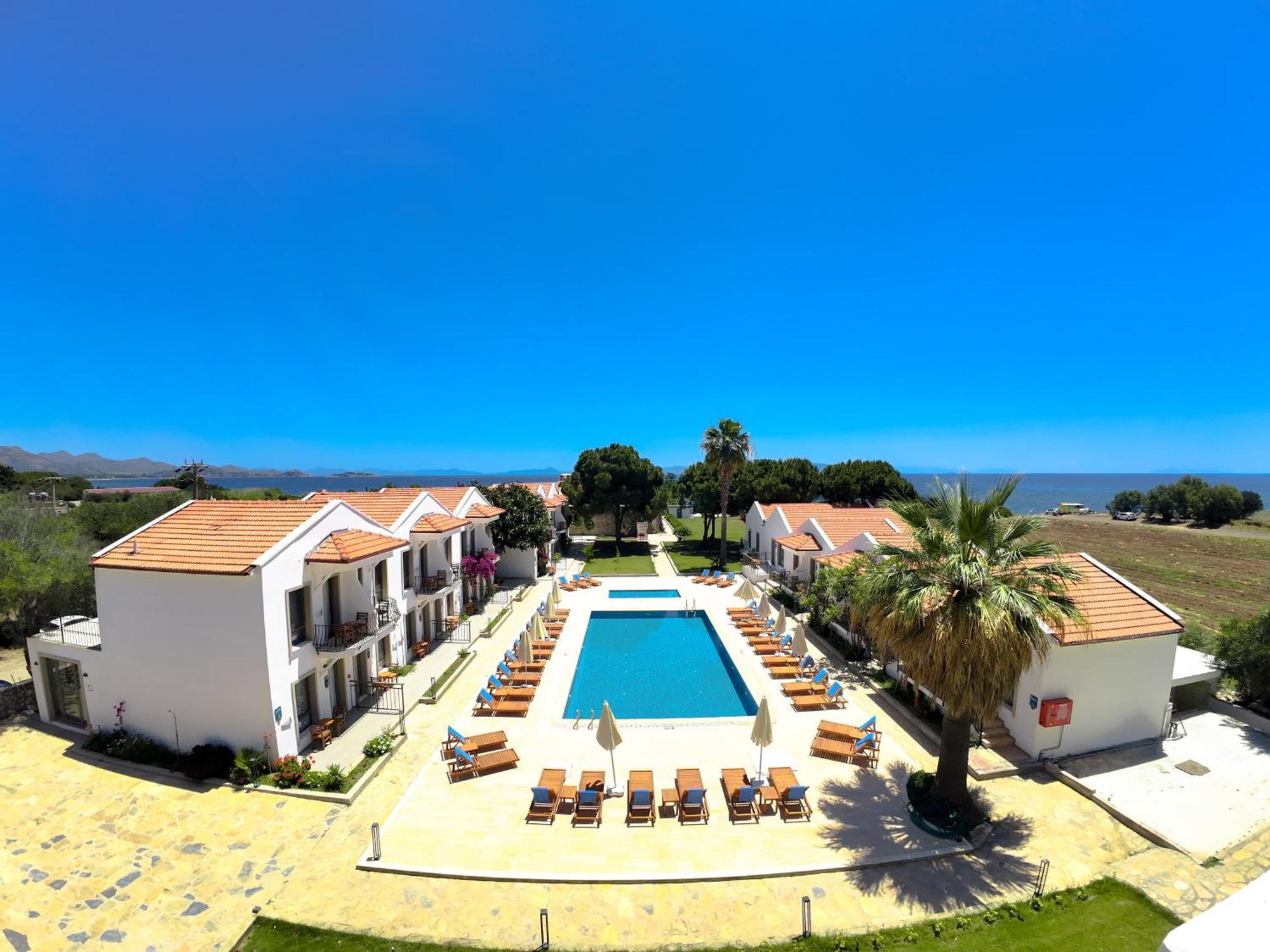 Feri Surf Club Hotel Datça Ngoại thất bức ảnh